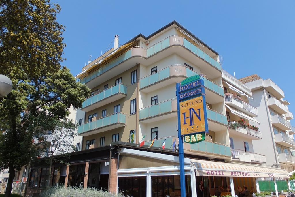 Hotel Nettuno Sottomarina Bagian luar foto