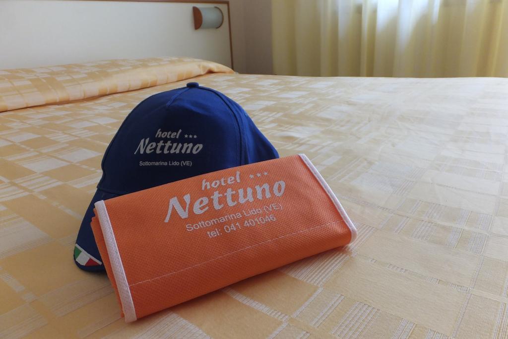 Hotel Nettuno Sottomarina Bagian luar foto