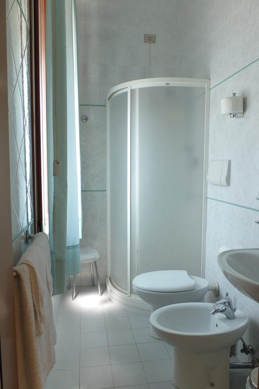 Hotel Nettuno Sottomarina Ruang foto